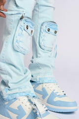 PHEELING ALONE STACK CARGO DENIM (POWDER BLUE)